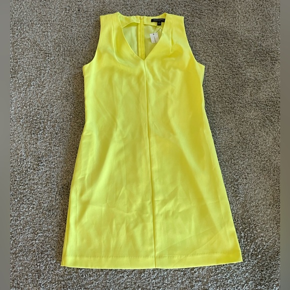 Banana Republic Dresses & Skirts - BANANA REPUBLIC NWT Citron Dress size 2